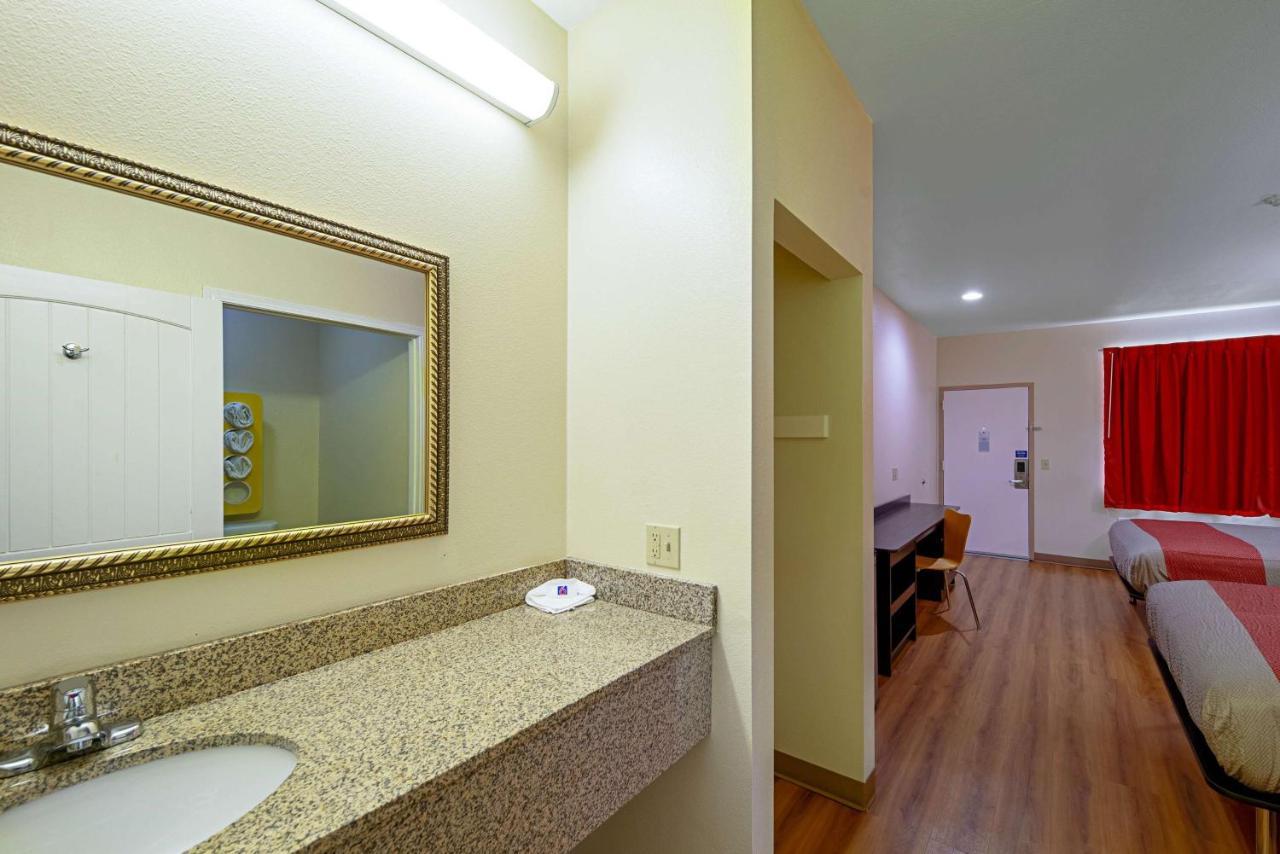 6-rhome, Tx 2* Rhome